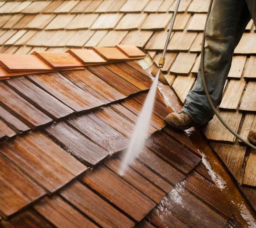 Roof Cleaning Service